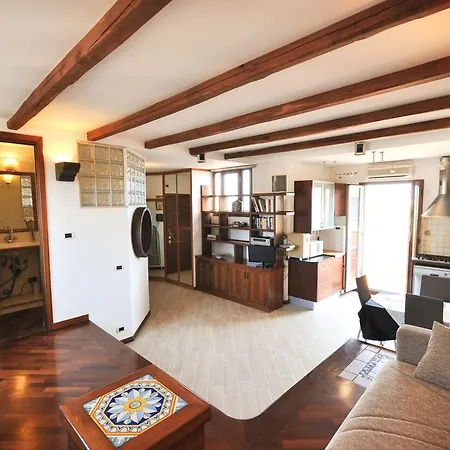Apartment Penthouse With View