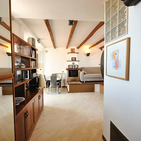 Penthouse With View * Rome